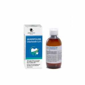 Mundspülung mit 0,2% Chlorhexidin in brauner Flasche, verpackt in einer blauen und weißen Schachtel.