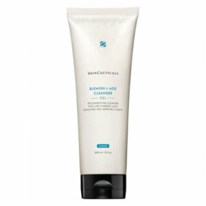 Tube mit Gelreiniger von SkinCeuticals, mit blauen und grauen Schriftzügen, klare Verpackung, 240 ml.