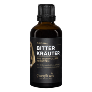 Braune Glasflasche mit schwarzem Etikett, die "Bitter Kräuter" enthält, aus verschiedenen Kräutern hergestellt.
