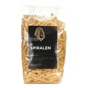 Eine transparente Verpackung mit BIO Spiralen aus UrDinkel und einem etiket von Hildegard von Bingen.