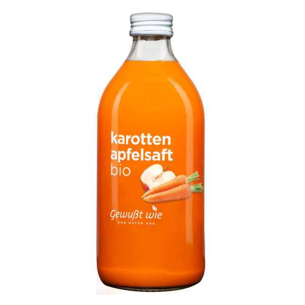 Flasche mit biologischem Karotten-Apfelsaft, orange Farbe, mit Karotten- und Apfelabbildung auf dem Etikett.