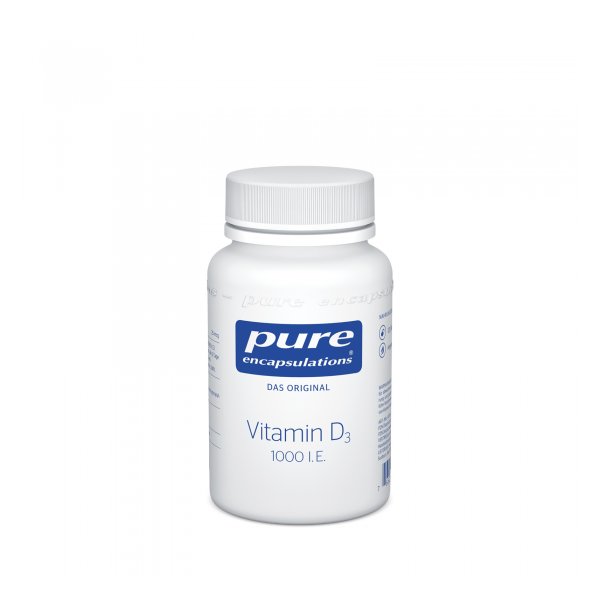 Weißes Fläschchen mit blauem Etikett, auf dem "Vitamin D3 1000 I.E." steht.