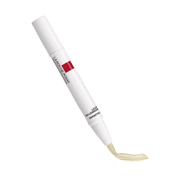 Korrektur-Stift von La Roche-Posay mit einem weißen Gehäuse und einer hellen Farbspitze.