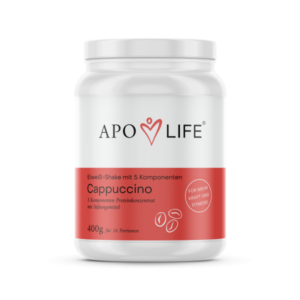 Weißer Behälter mit Deckel, beschriftet mit "APO LIFE" und Informationen über einen Eiweiß-Shake mit Cappuccino-Geschmack.