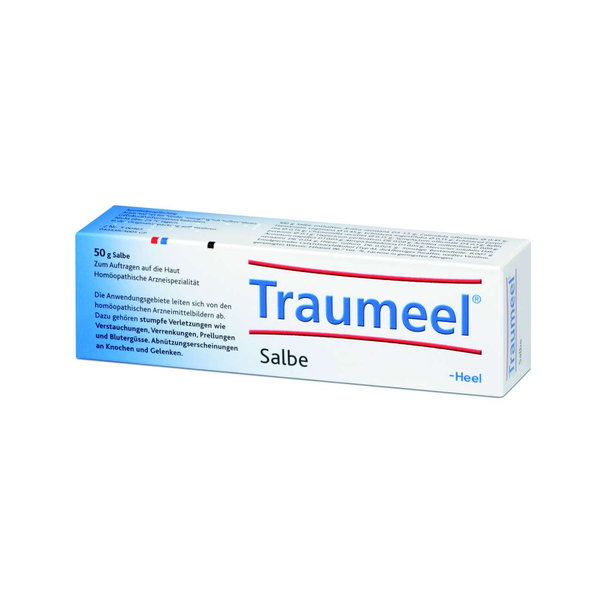 Helle Verpackung einer homöopathischen Salbe namens Traumeel mit Anwendungsgebieten und Dosierungshinweisen.