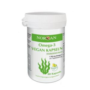 Weißes Kunststoffgefäß mit Schraubdeckel, das vegane Omega-3-Kapseln enthält, gekennzeichnet mit Markendetails.