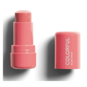 Ein rosaner Blush-Stick in runder Form mit einem glänzenden Deckel, verpackt in einem auffälligen design mit Beschriftung.
