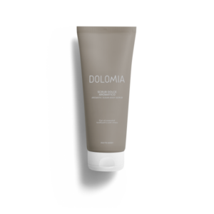 Beige Tube mit Schraubverschluss, enthält Körperpeeling mit aromatischem Zuckergehalt, etikettiert mit "Scrub Dolce Aromatico".