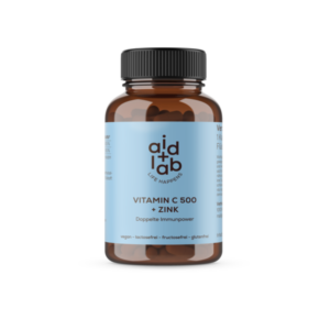 Braune Flasche mit schwarzen Deckel, enthält Vitamin C 500 mg und Zink, etikettiert mit "Doppelte Immunpower".