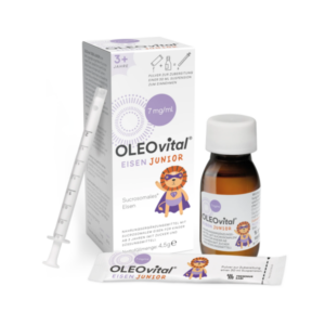 Verpackung von OLEOvital Eisen Junior, einem Nahrungsergänzungsmittel für Kinder, inklusive Flasche und Dosierspritze.