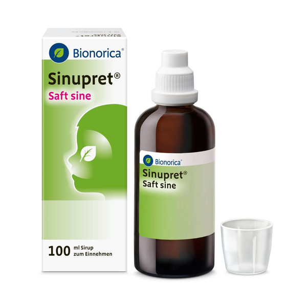 Braune Flasche mit Sinupret-Sirup von Bionorica und einer Messbecher auf der Verpackung.